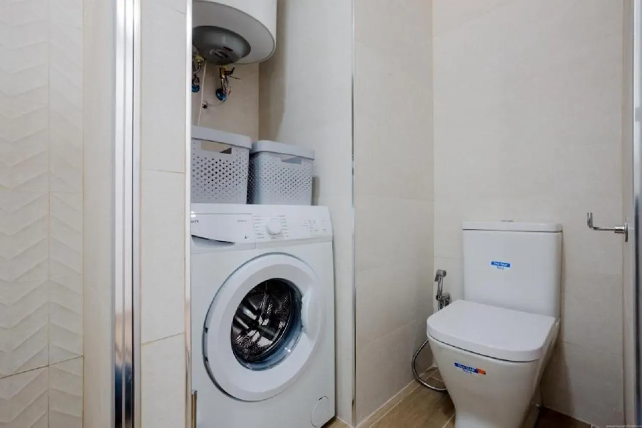 319 Modern Accommodation,Sea View, Wi Fi And Pool 플라야데라스아메리카스 아파트